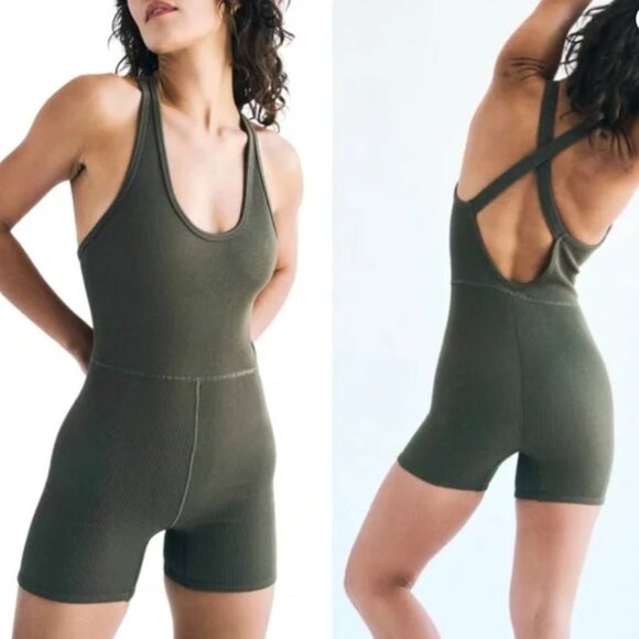 Free People FP Movement Free Style Biketard Shortsie Dark Olive Size M/L - Picture 1 of 6